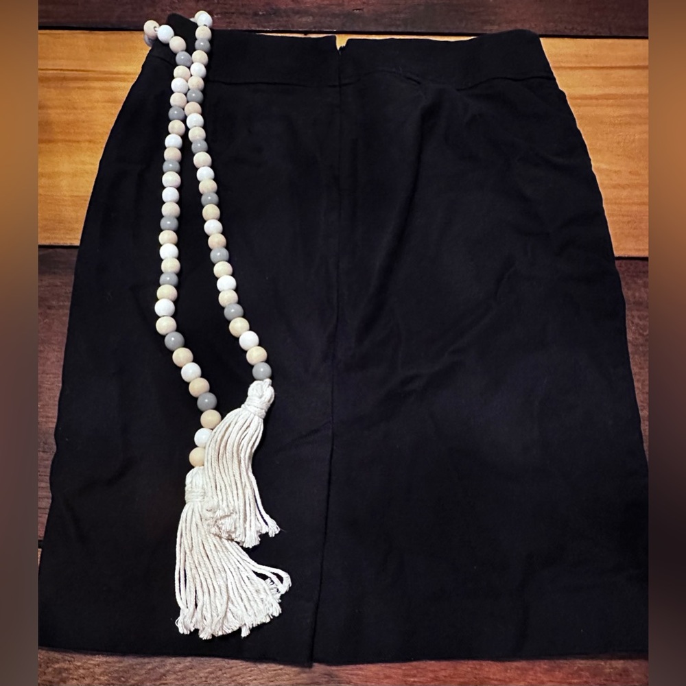 Women’s Ann Taylor LOFT Size 4 Black Lined Pencil Skirt